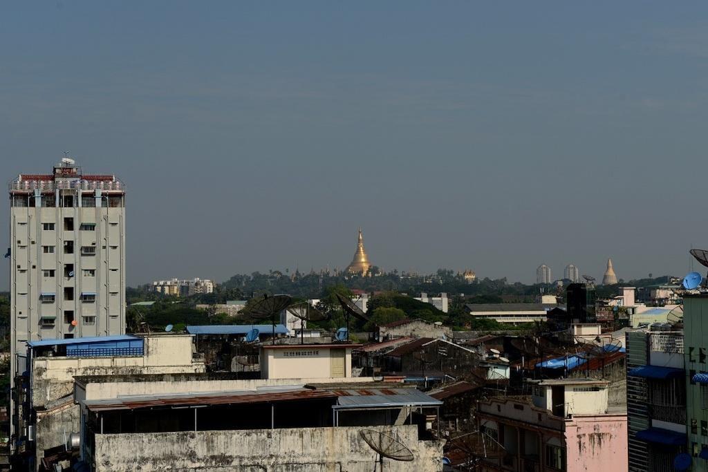 New Yangon Hotel Exterior photo